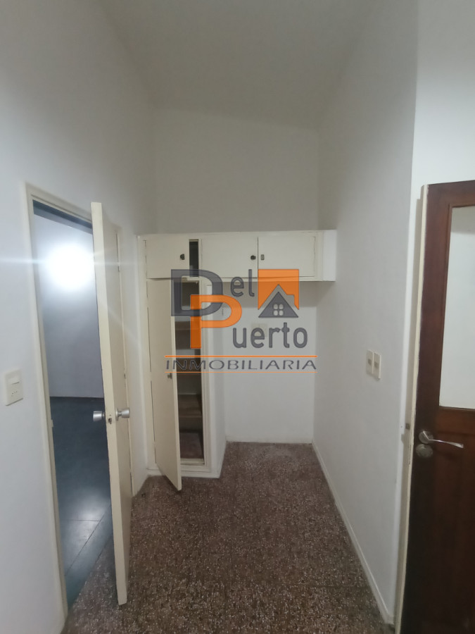 Casa ID.7 - Casa de construcción tradicional en uno de los puntos más estratégicos del centro de Maldonado.