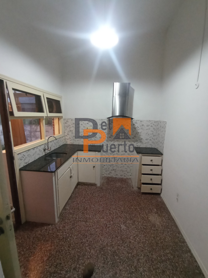 Casa ID.7 - Casa de construcción tradicional en uno de los puntos más estratégicos del centro de Maldonado.