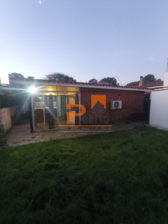 Casa ID.7 - Casa de construcción tradicional en uno de los puntos más estratégicos del centro de Maldonado.