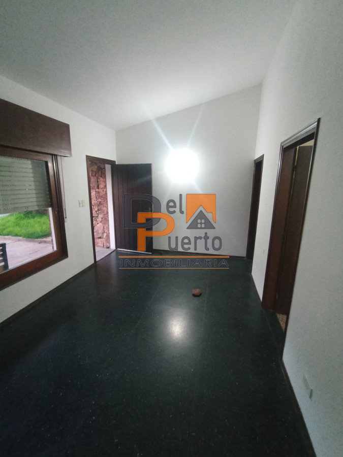 Casa ID.7 - Casa de construcción tradicional en uno de los puntos más estratégicos del centro de Maldonado.