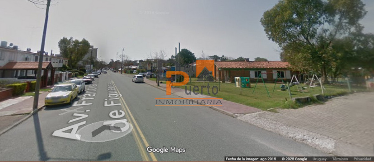 Terreno ID.23 - Espectacular lote con mejoras en un entorno de gran movimiento y desarrollo comercial, habilitado para edificación en altura y vivienda de interés soc