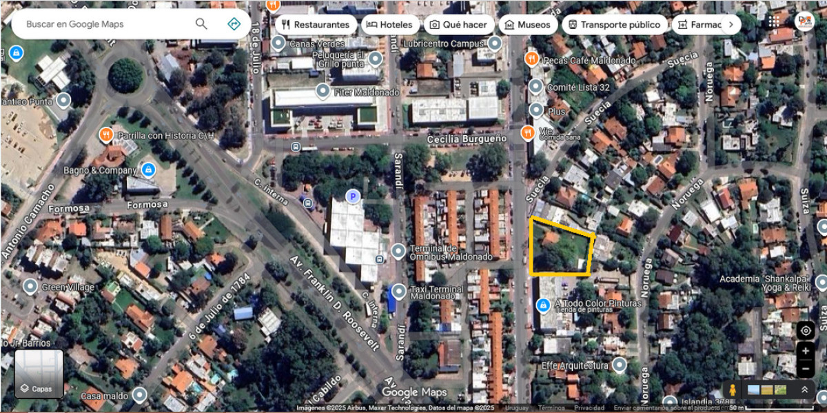 Espectacular lote con mejoras en un entorno de gran movimiento y desarrollo comercial, habilitado para edificación en altura y vivienda de interés soc