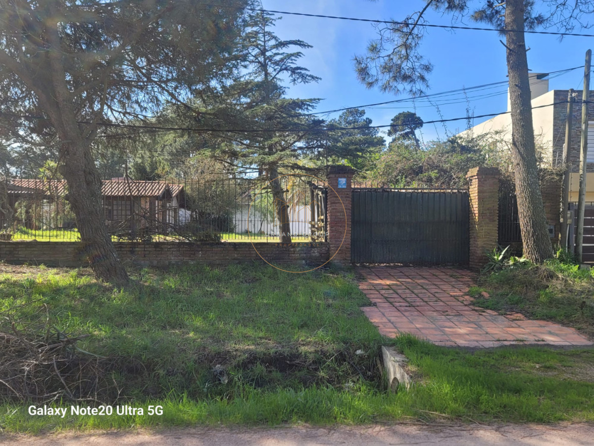 Terreno ID.105 - Terreno en venta en Médanos de Solymar SUR con Piscina
