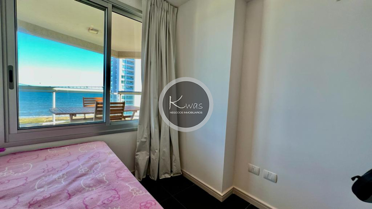 Departamento ID.437 - Departamento tres dormitorios en Playa Brava Punta del Este