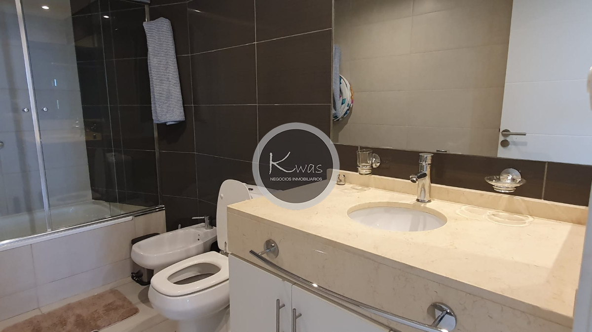 Departamento ID.611 - Departamento dos dormitorios dos baños edificio Wind Tower Punta del Este