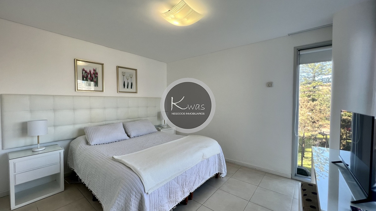 Departamento ID.434 - Venta departamento tres dormitorios playa mansa 