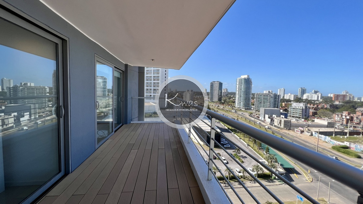 Departamento ID.480 - Departamento Alexander Collection de tres dormitorios habitación de servicio Punta del Este Playa Mansa