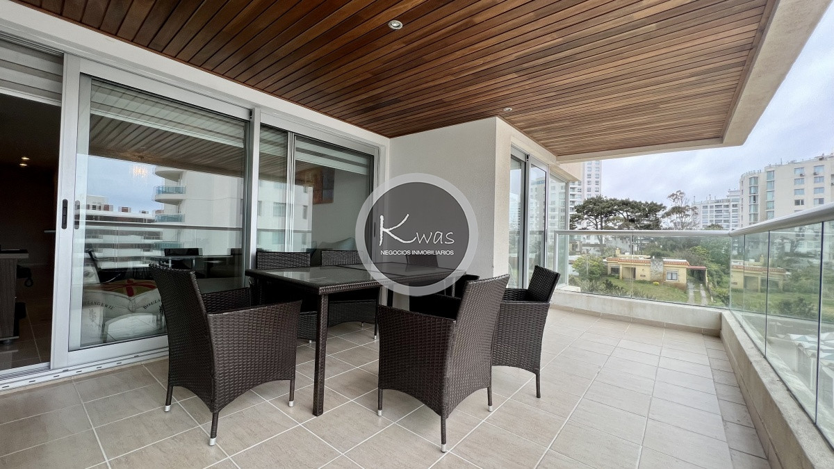 Departamento ID.457 - Venta departamento tres dormitorios punta del este Aidy grill 
