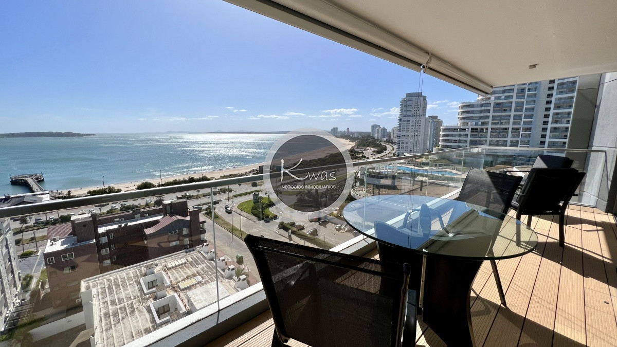Departamento ID.480 - Departamento Alexander Collection de tres dormitorios habitación de servicio Punta del Este Playa Mansa