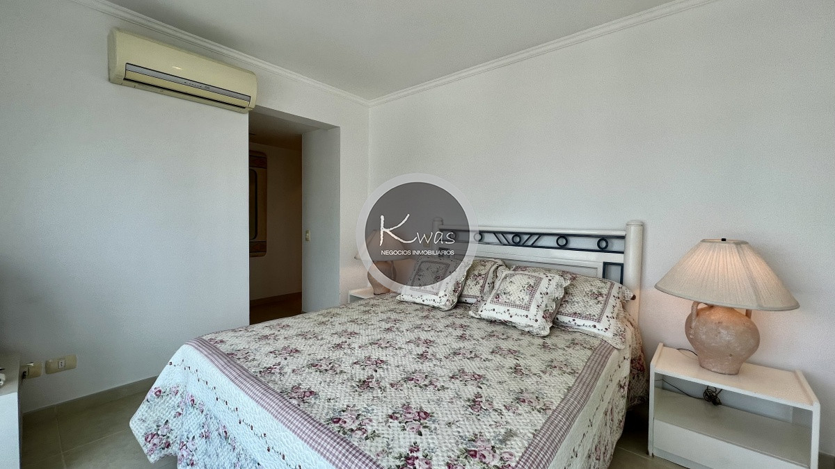 Departamento ID.475 - Departamento Art Boulevard tres dormitorios Punta del este