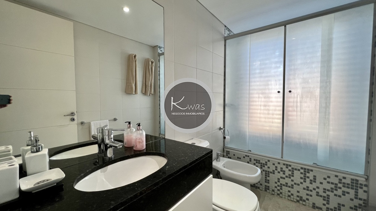 Departamento ID.434 - Venta departamento tres dormitorios playa mansa 