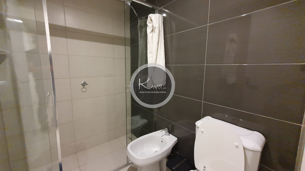 Departamento ID.611 - Departamento dos dormitorios dos baños edificio Wind Tower Punta del Este