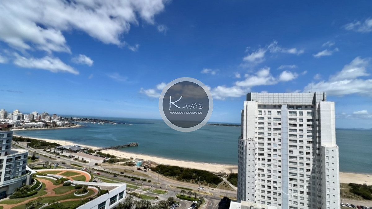 Departamento ID.549 - Departamento dos dormitorios dos baños en suite Season Tower Playa Mansa Punta del Este