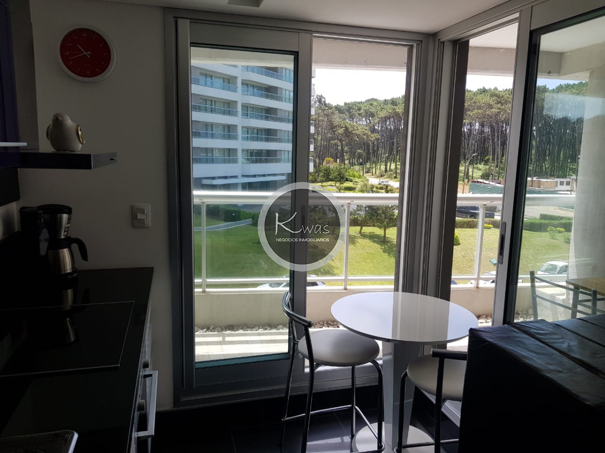 Departamento ID.507 - Departamento un dormitorio Look Brava terraza parrilla Playa Brava Punta del Este