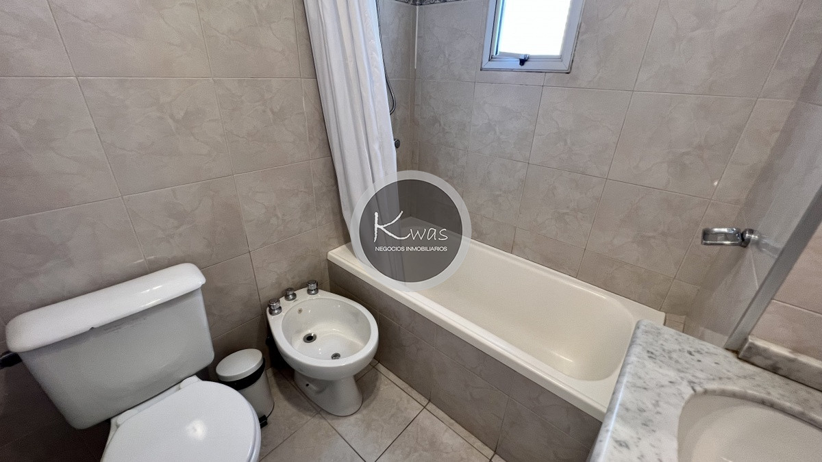 Departamento ID.427 - Venta departamento dos dormitorios punta del este playa brava