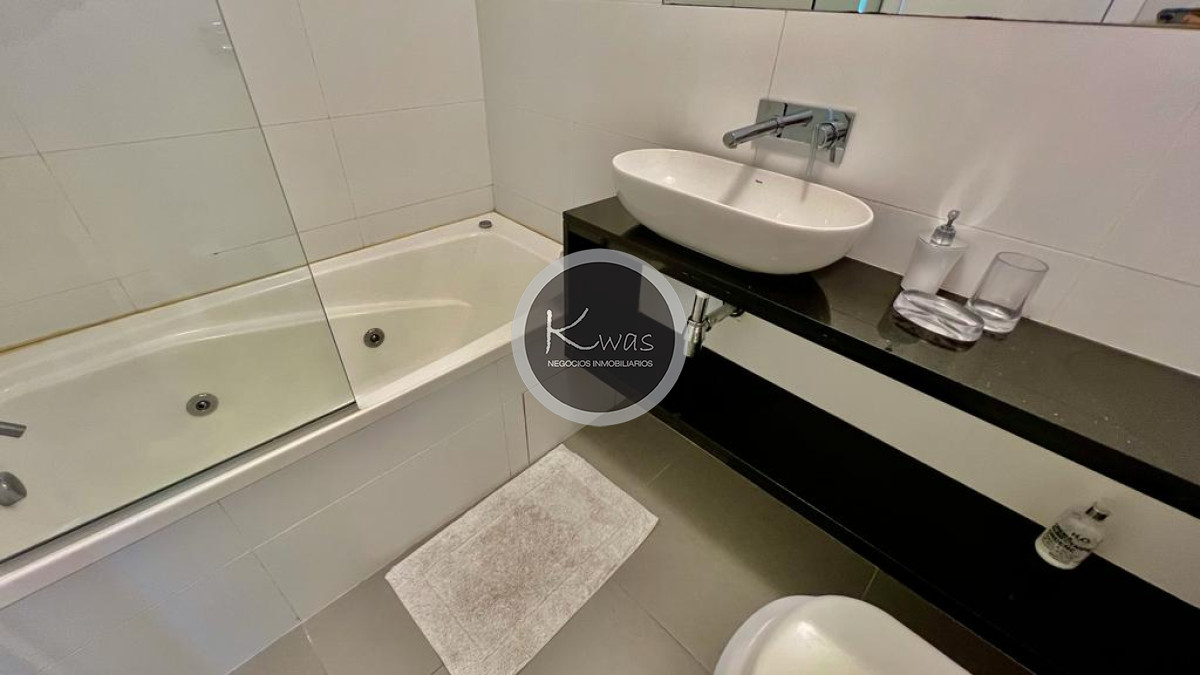 Departamento ID.604 - Departamento complejo Silente dos dormitorios dos baños toilette Playa Brava Punta del Este