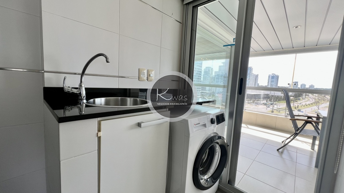 Departamento ID.475 - Departamento Art Boulevard tres dormitorios Punta del este