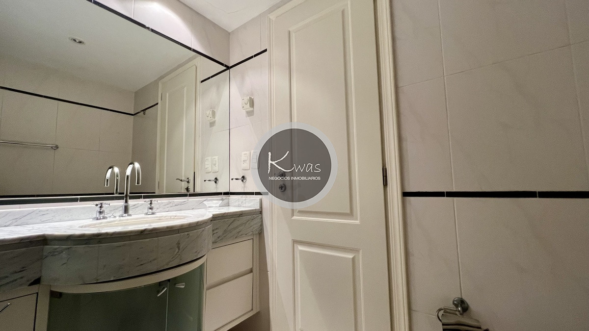 Departamento ID.475 - Departamento Art Boulevard tres dormitorios Punta del este