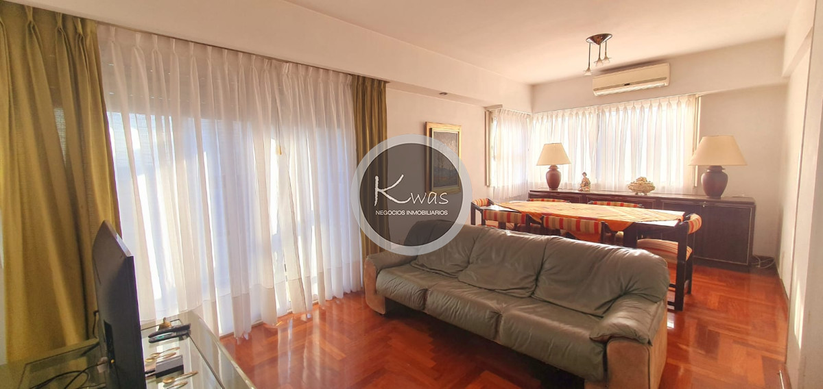 Departamento ID.824 - Departamento en Venta dos dormitorios un baño toilette cochera baulera balcón Vías / Santa Fé, Martínez