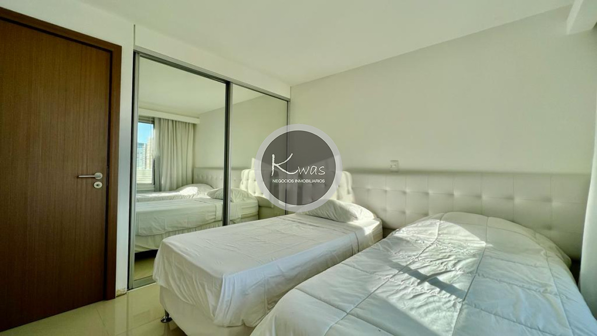 Departamento ID.437 - Departamento tres dormitorios en Playa Brava Punta del Este
