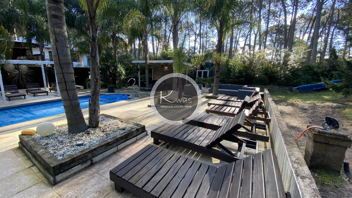 Casa ID.92 - Chalet en Club del Lago