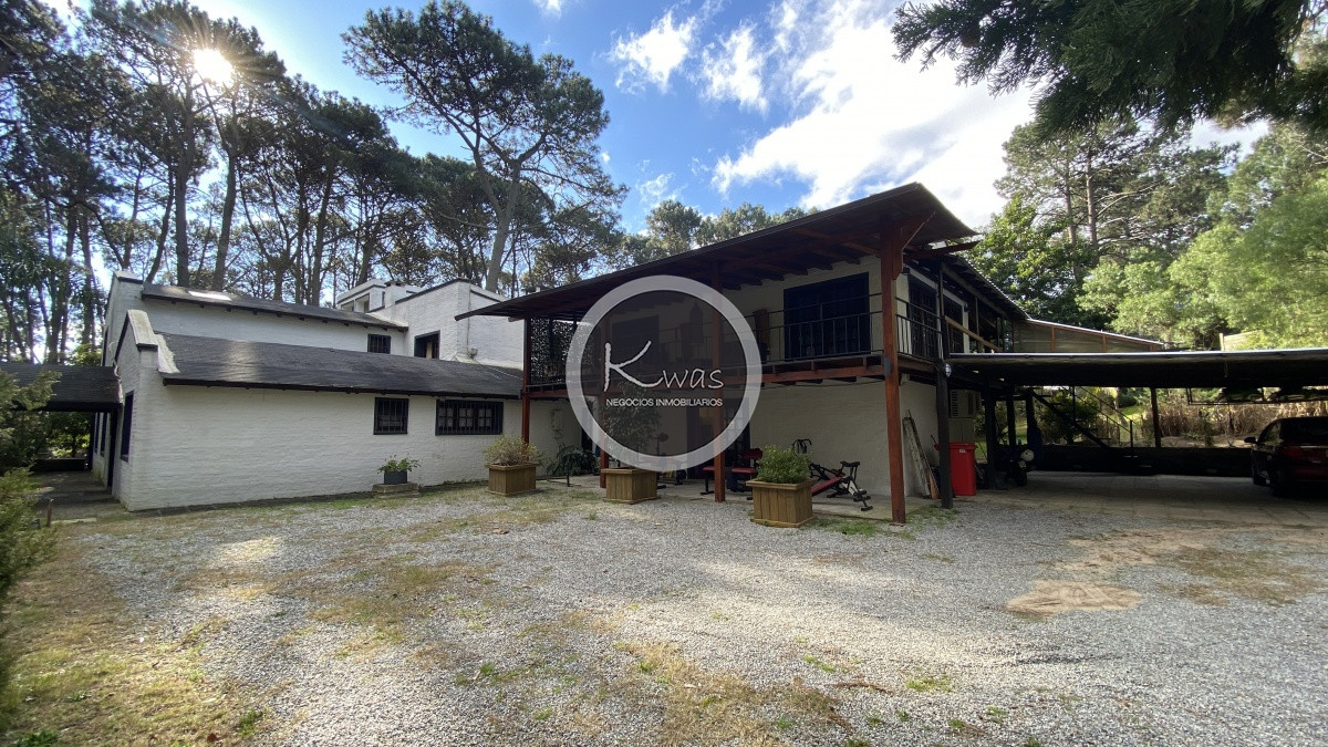 Casa ID.92 - Chalet en Club del Lago