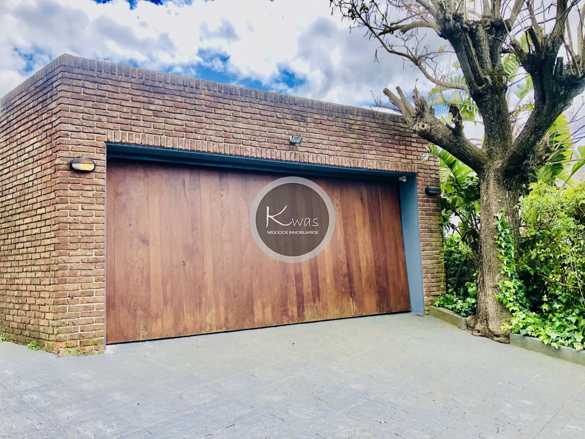 Casa ID.184 - Alquiler de temporada casa tres dormitorios piscina climatizada punta del este