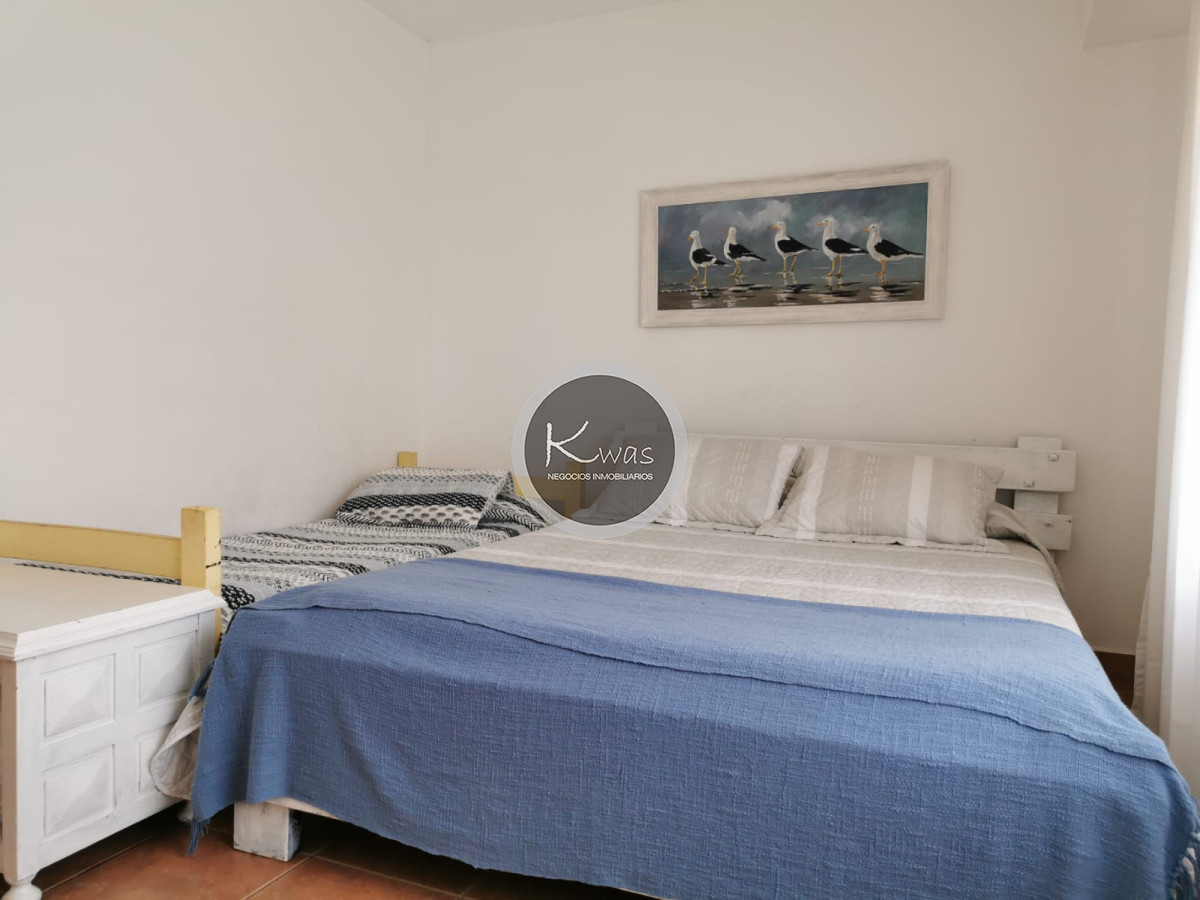 Departamento ID.656 - Casa cuatro dormitorios tres baños habitación servicio parrilla Playa Mansa Punta del este