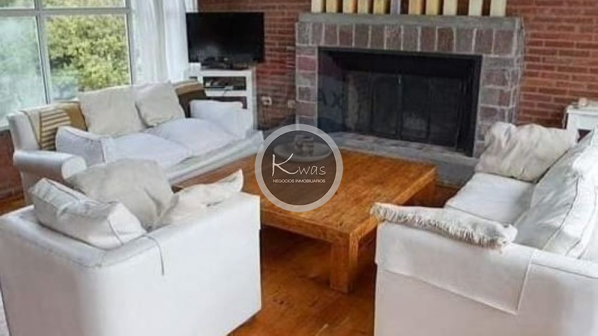 Departamento ID.823 - Venta casa Carilo Pinamar cinco dormitorios cinco baños a 100 mts de la playa parrilla garage, Costa Atlántica, Buenos Aires