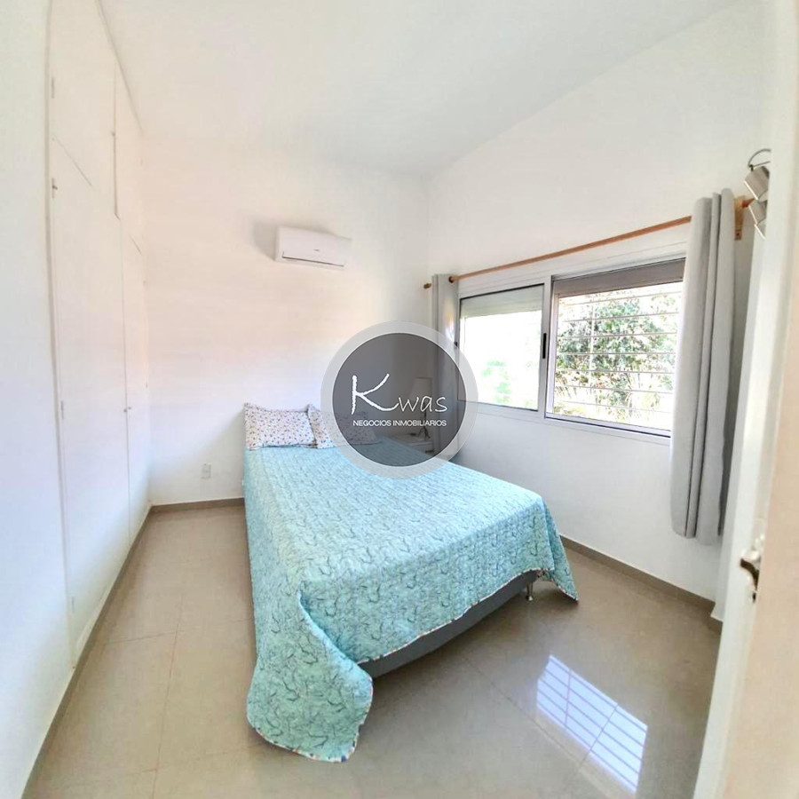 Casa ID.469 - Duplex en alquiler de temporada 2 dormitorios y medio punta del este 