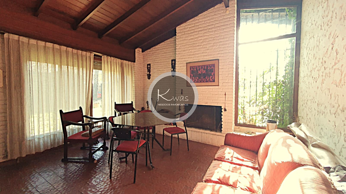 Departamento ID.843 - Casa dos plantas tres dormitorios dos baños y toilette, Punta Chica, San Fernando