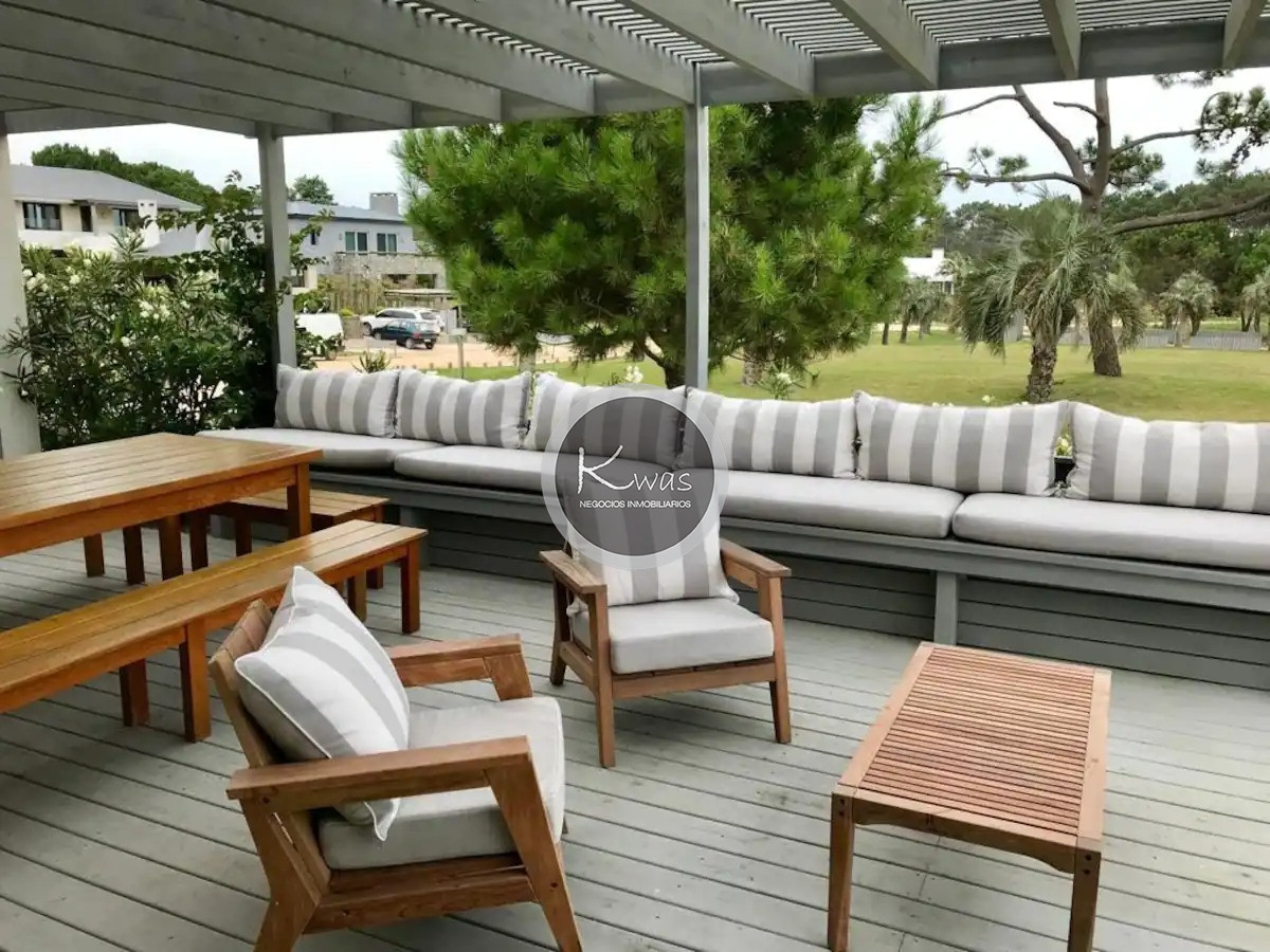 Departamento ID.711 - Casa cinco dormitorios piscina parrillero Pinar del Faro Jose Ignacio Punta del Este