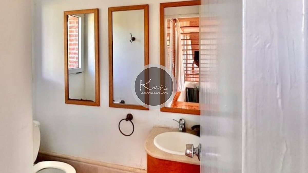Departamento ID.823 - Venta casa Carilo Pinamar cinco dormitorios cinco baños a 100 mts de la playa parrilla garage, Costa Atlántica, Buenos Aires