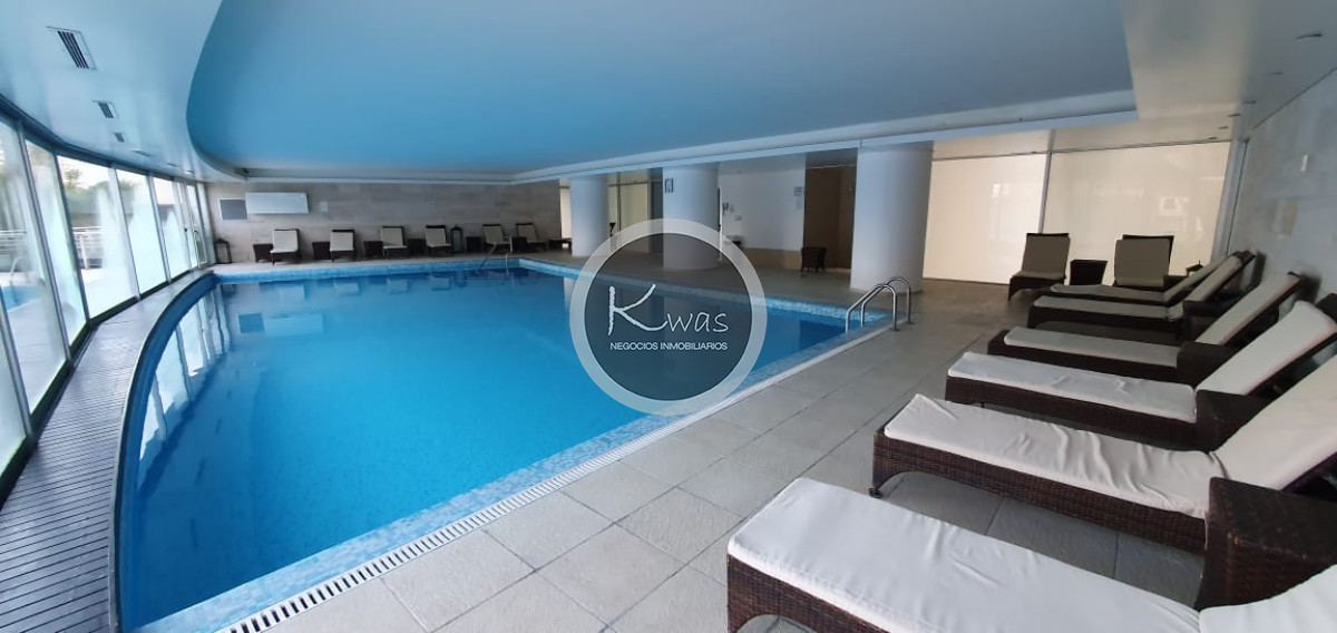 Departamento ID.549 - Departamento dos dormitorios dos baños en suite Season Tower Playa Mansa Punta del Este