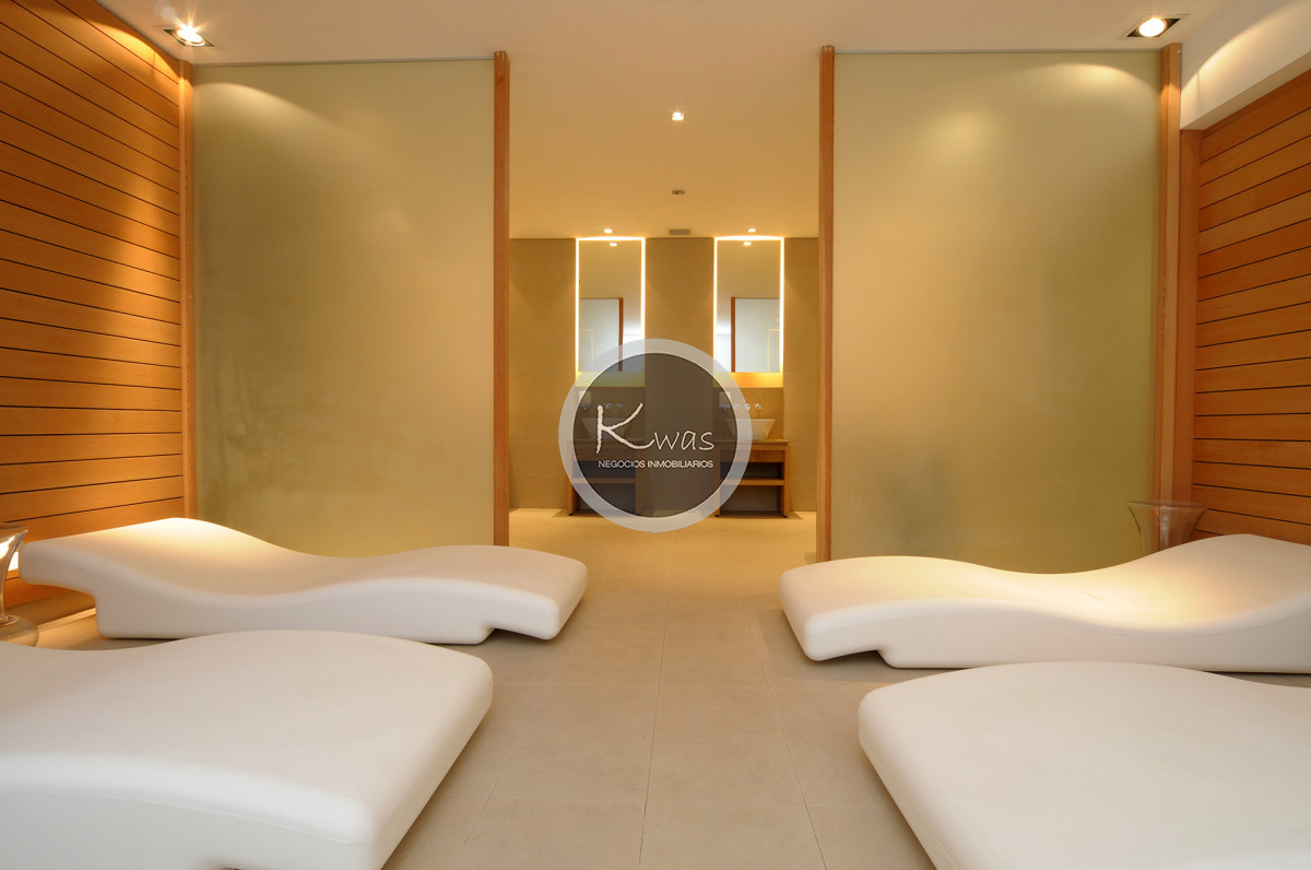 Departamento ID.476 - Le Parc II dos dormitorios en suite habitación de servicio Playa Brava Punta del Este