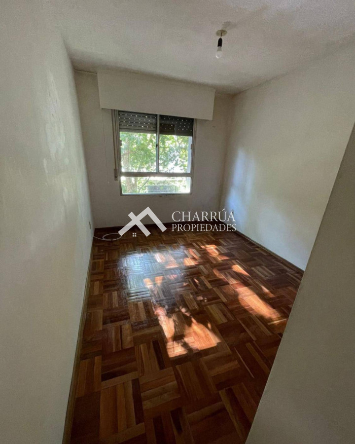 Apartamento ID.23 - Alquiler Apartamento 2 Dormitorios Cordón Con Cochera