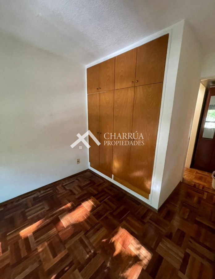 Apartamento ID.23 - Alquiler Apartamento 2 Dormitorios Cordón Con Cochera