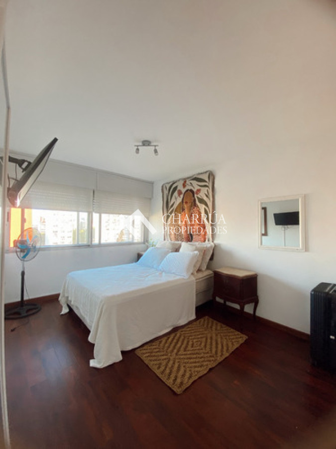 Apartamento ID.40 - Se Alquila Apartamento Amoblado 3 Dormitorios En Pocitos