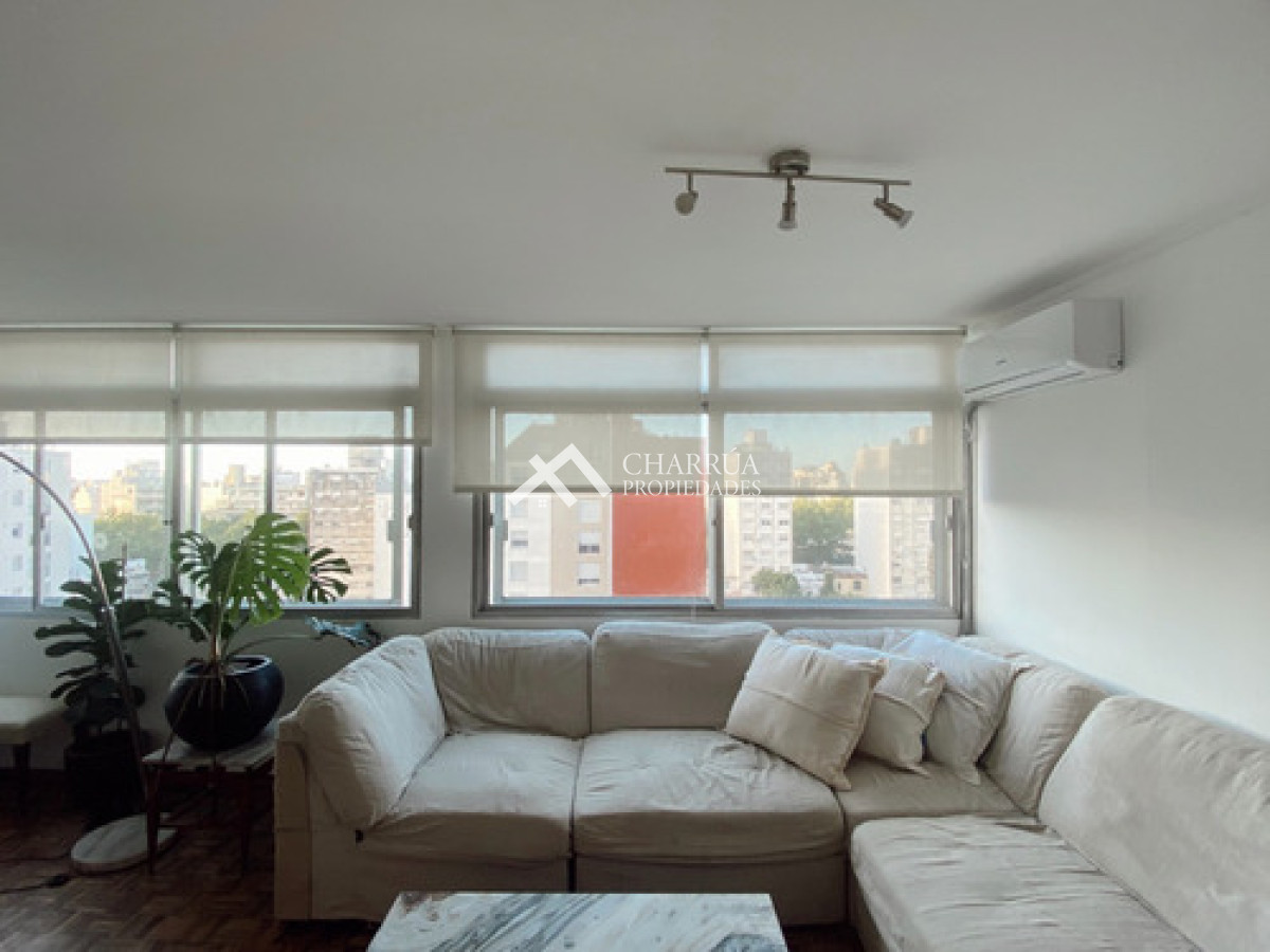 Apartamento ID.40 - Se Alquila Apartamento Amoblado 3 Dormitorios En Pocitos