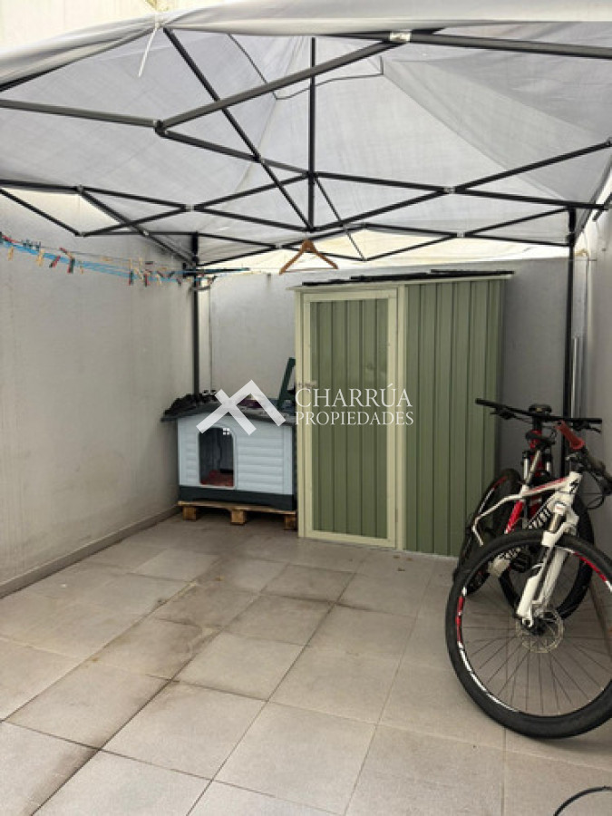 Apartamento ID.75 - Alquiler Apartamento 2 dormitorios 2 baños, Punta Carretas