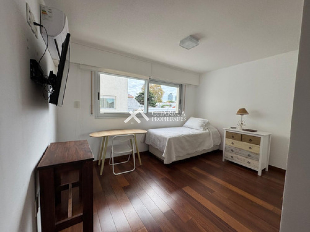 Apartamento ID.63 - Alquiler Apartamento De 3 Dormitorios Sobre Concepcion Del Uruguay