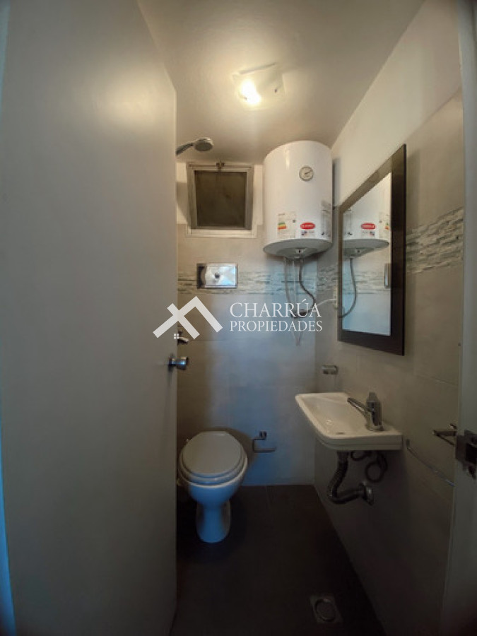 Apartamento ID.40 - Se Alquila Apartamento Amoblado 3 Dormitorios En Pocitos