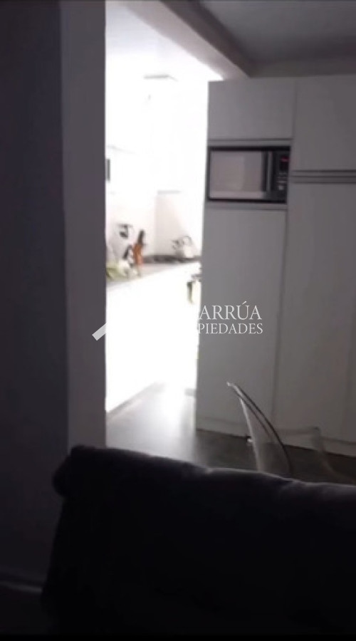 Apartamento ID.65 - Alquila Apartamento,4 Dormitorios, 2 Baños. Reducto