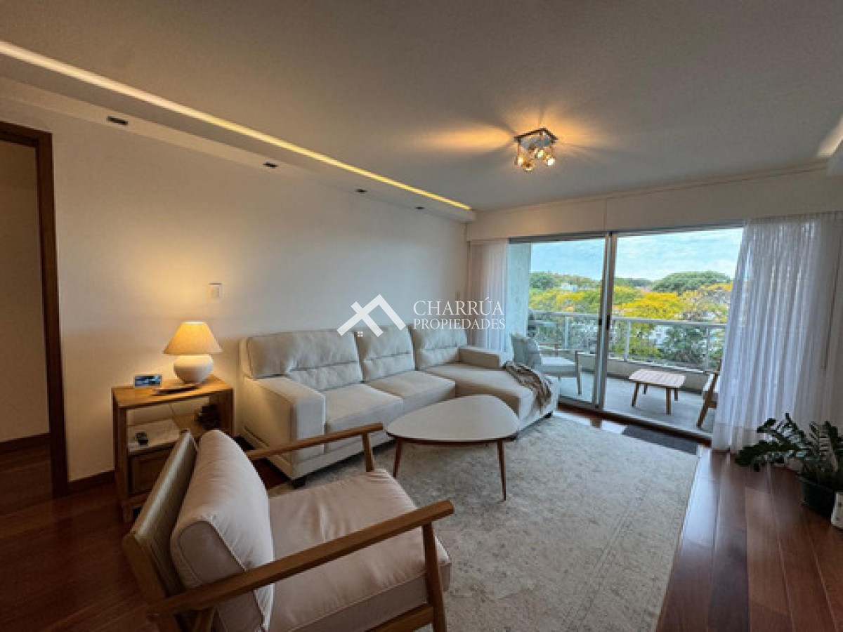 Apartamento ID.63 - Alquiler Apartamento De 3 Dormitorios Sobre Concepcion Del Uruguay