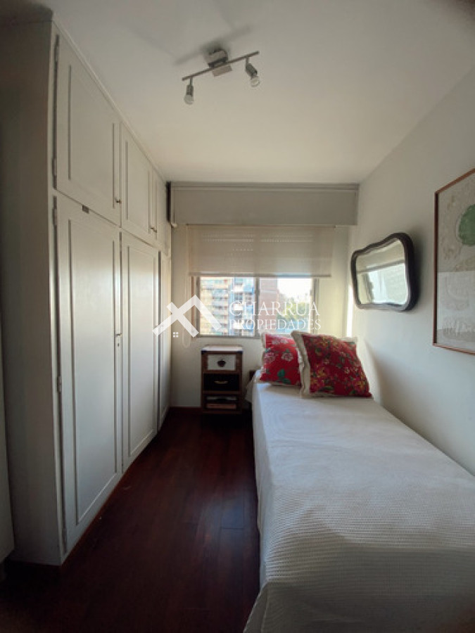 Apartamento ID.40 - Se Alquila Apartamento Amoblado 3 Dormitorios En Pocitos
