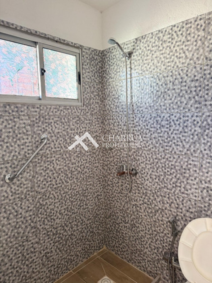 Casa ID.59 - Alquiler de casa en la union, 2 dormitorios con 2 cocheras