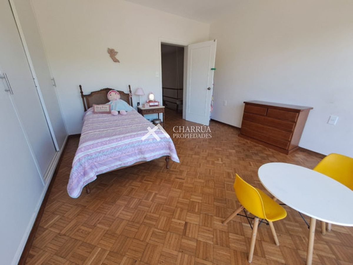 Casa ID.69 - Alquiler Casa Moderna 5 Dormitorios, Punta Gorda