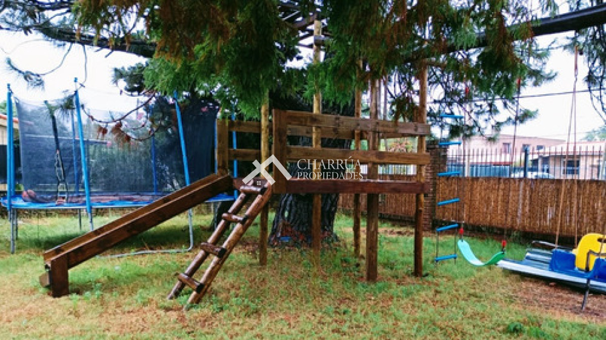 Casa ID.83 - Venta Casa 5 dormitorios, Ciudad De La Costa
