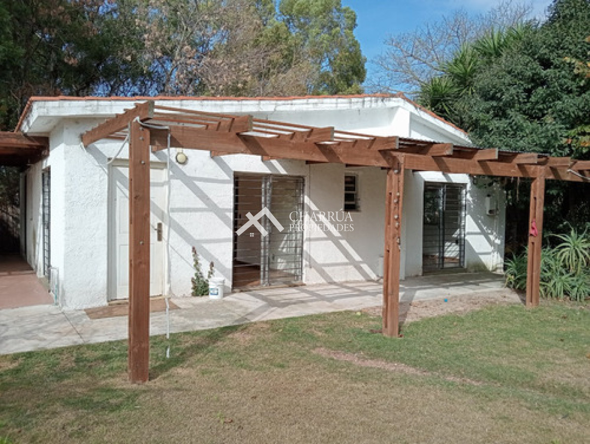 Casa ID.87 - Casa En Solymar Norte 3 Dorm 1 Baño Jardines Y Barbacoa !