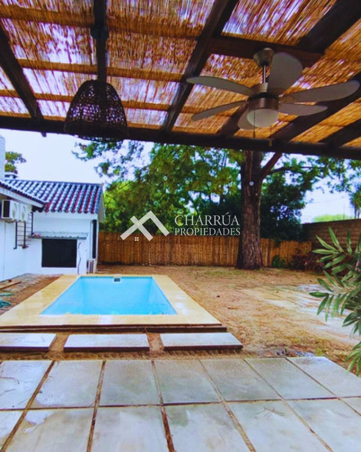 Casa ID.83 - Venta Casa 5 dormitorios, Ciudad De La Costa